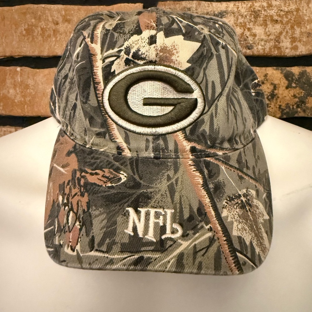 NFL Camouflage Hat with Green Bay Logo